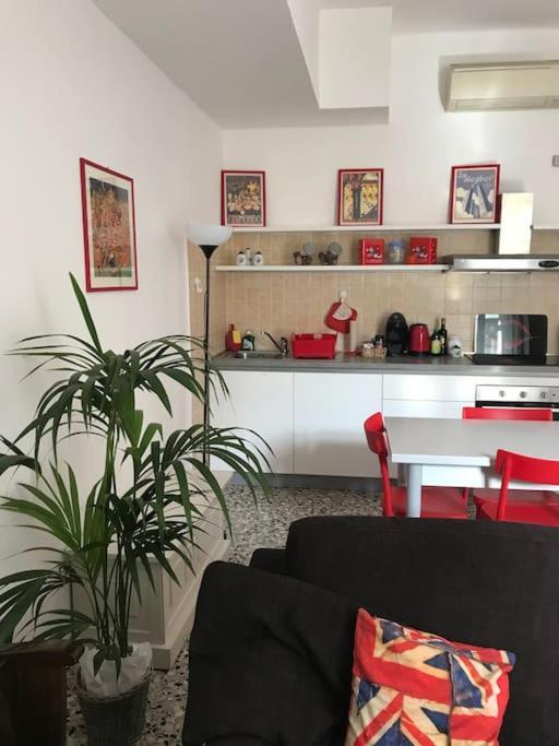 I Marici Apartment Pavia Exterior photo